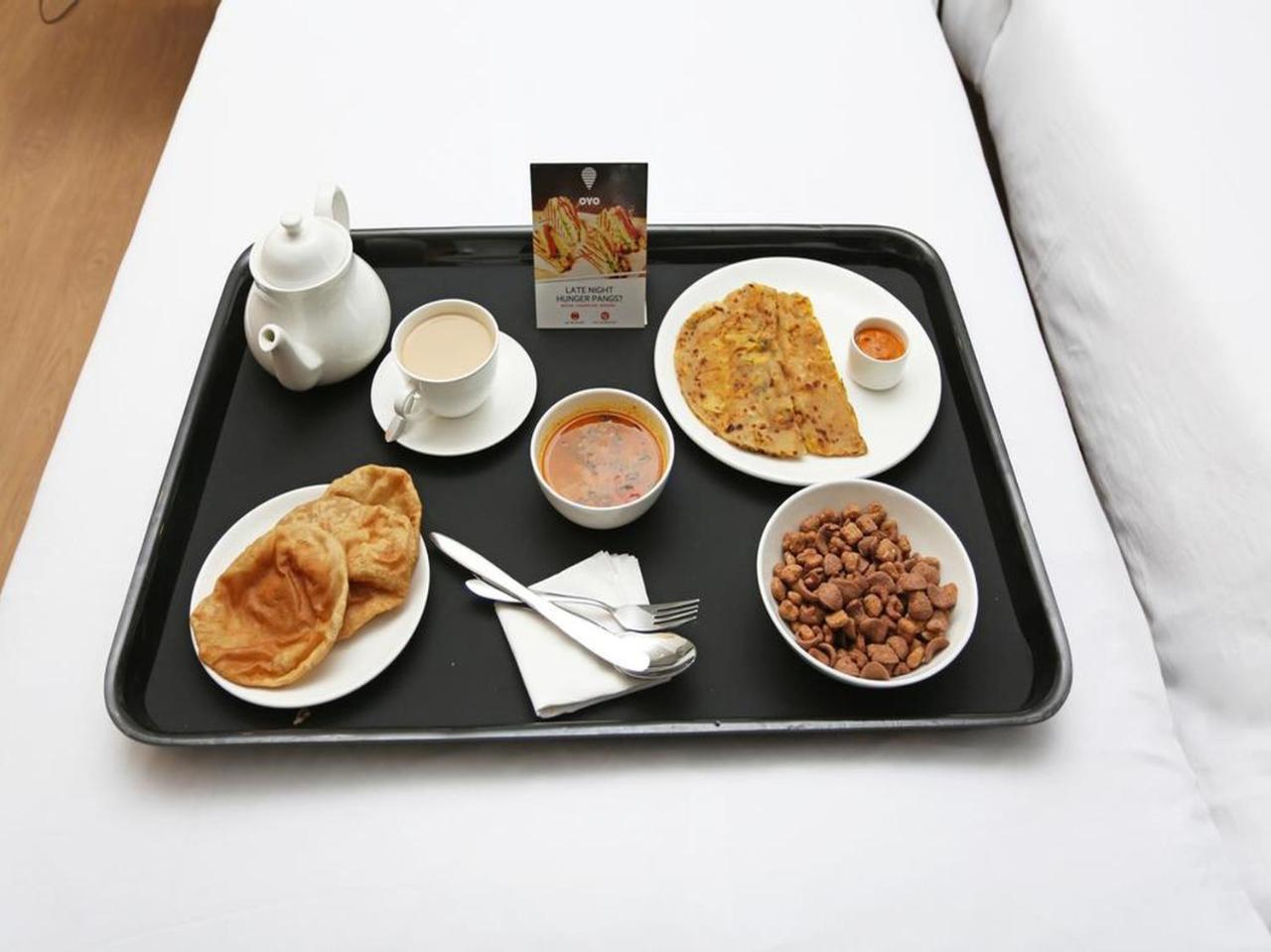 Oyo 680 Hotel Ranjana Heritage Λάκναου Εξωτερικό φωτογραφία